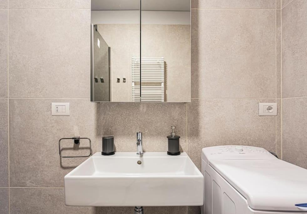 Unique Studio In The Heart Of Milan Exterior photo